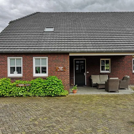 Bed & Breakfast Den Hulst