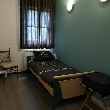 Den Hulst Bed & Breakfast *