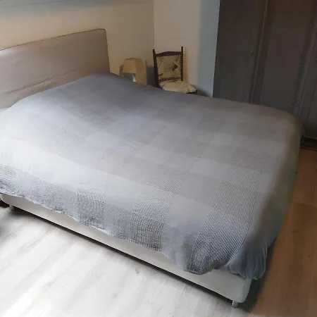 Bed & Breakfast Den Hulst *